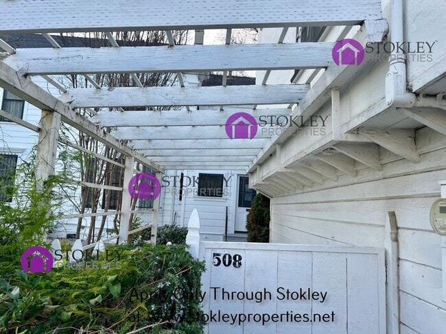 Building Photo - 508 F St