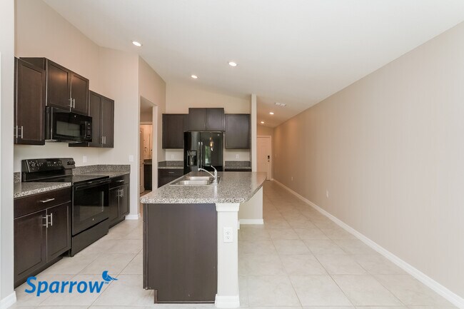Building Photo - 12134 Miracle Mile Drive