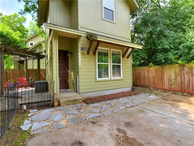 Foto del edificio - 2004 Haskell St