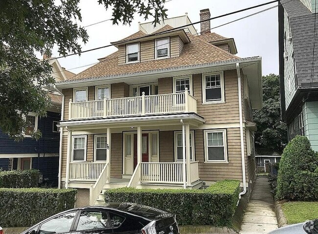 Building Photo - 78 Temple Ave