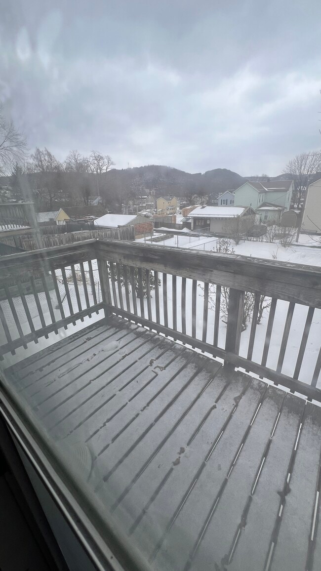 Building Photo - 116 Garfield St