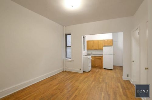 Building Photo - 311 W 54th St