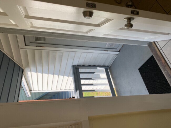 Foto del edificio - 2243 Gilmore St