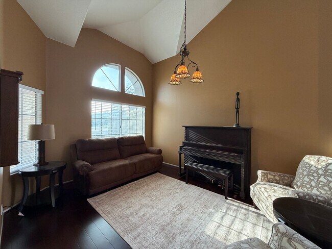 Foto del edificio - 1848 Eastgate Ave