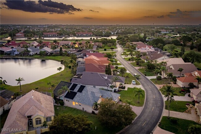 Foto del edificio - 28460 Highgate Dr