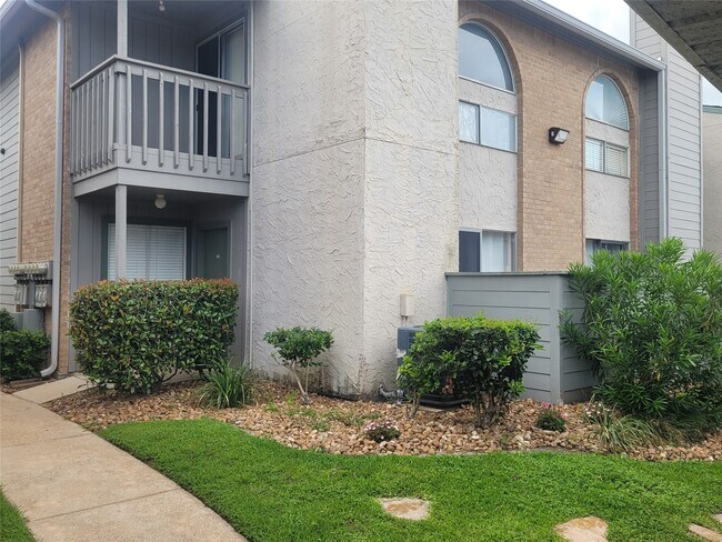 Foto del edificio - 260 El Dorado Blvd