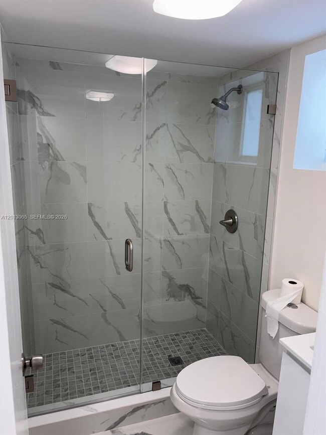 Foto del edificio - 4298 NW S Tamiami Canal Dr