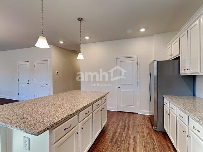 Building Photo - 1390 Ashlyn Ct