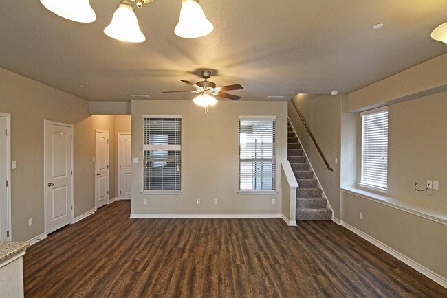 Building Photo - 619 Westfield Blvd