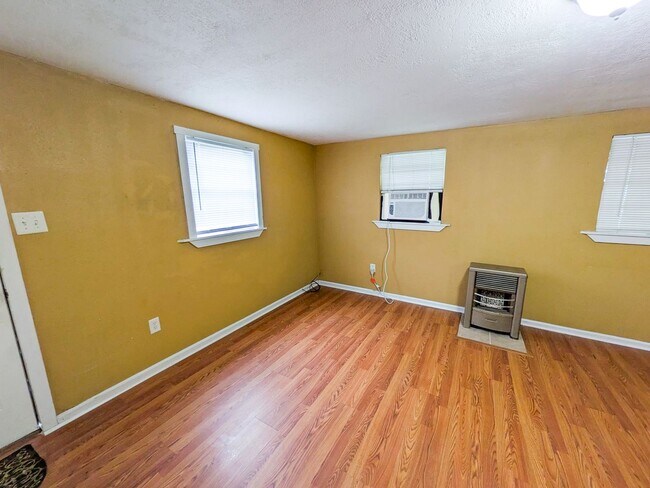 Foto del edificio - 2619 Second Ave, Groves, TX 77619