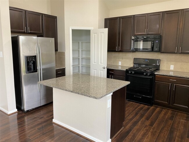 Building Photo - 8119 Briscoe Foster Crossing