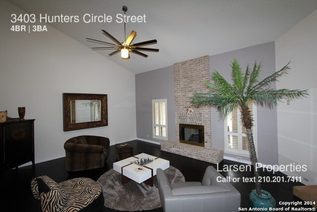 Building Photo - 3403 Hunters Circle St