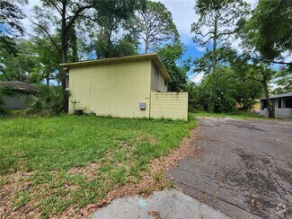 Building Photo - 713 SW 69th St