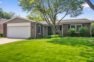 Building Photo - 812 Saratoga Ln