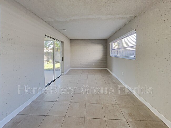 Building Photo - 10651 NW 28th St