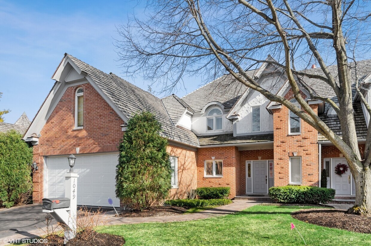 Primary Photo - 1049 Mar Ln Dr