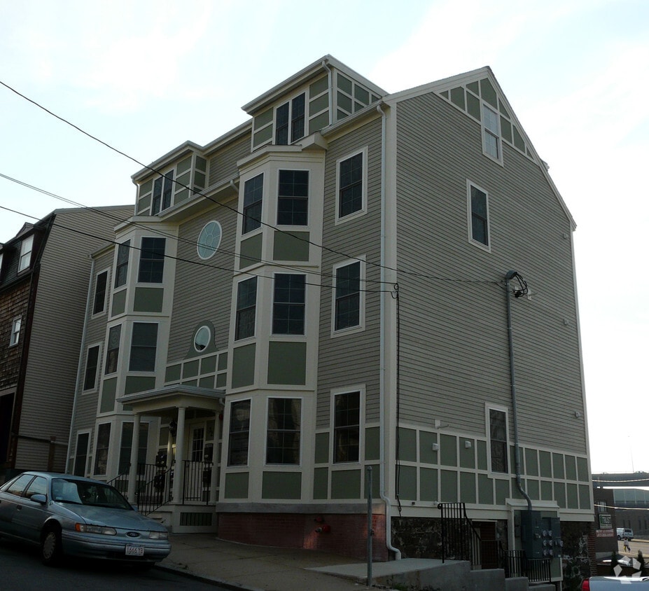 32 Parker St, Charlestown, MA 02129 Apartments in Charlestown, MA