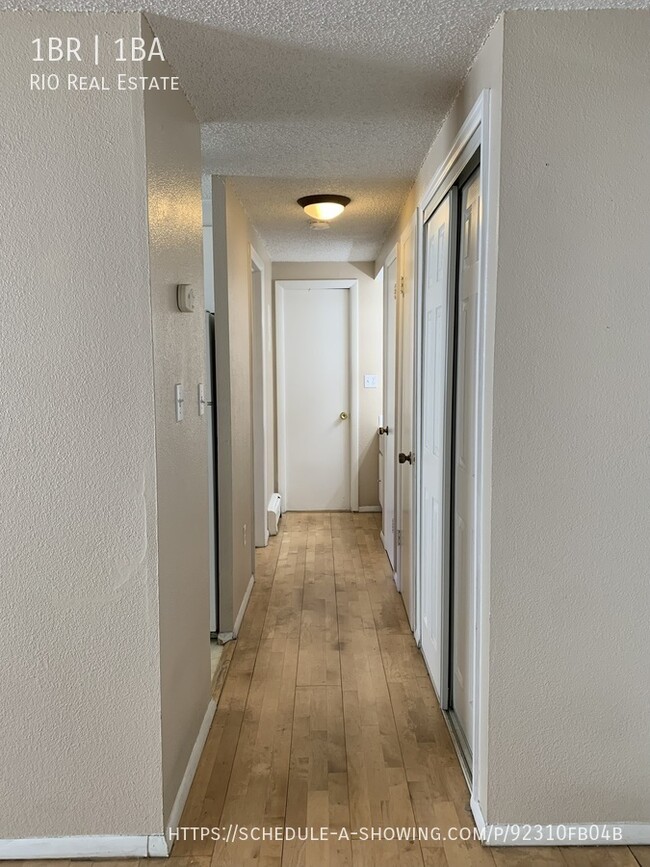 Building Photo - STUNNING 1 BEDROOM W/ TONS OF NATURAL LIGH...