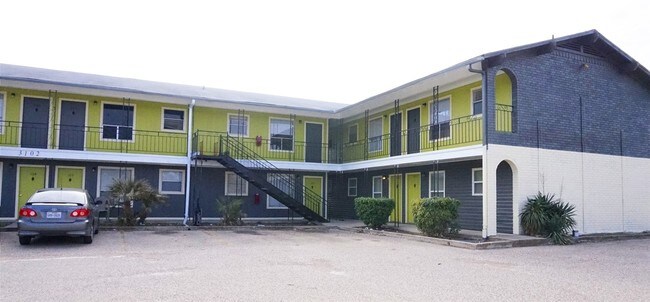 Building Photo - Welcome to 3102 Atkinson #203