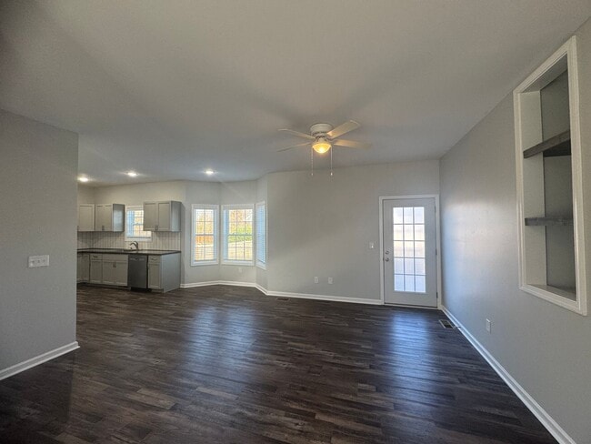 Building Photo - Welcome Home!!!