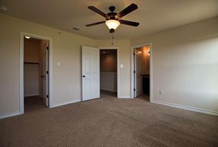 Dormitorio principal con vestidor y baño completo privado. - 16715 Jupiter Haven