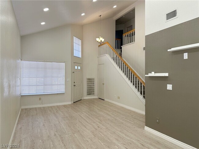 Building Photo - 7573 Isley Ave