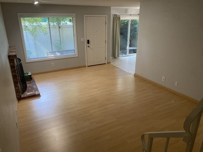 Photo - 2539 Blue Rock Ct (San Jose, CA) Townhome