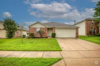 Building Photo - 705 Poncho Ln