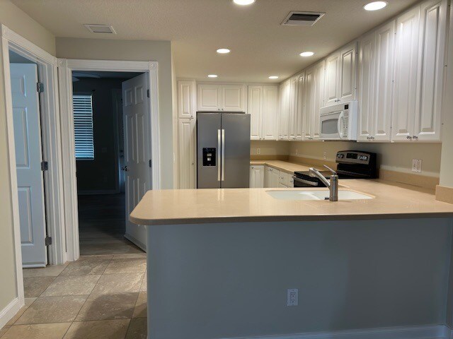 Building Photo - 11833 Nautica Dr