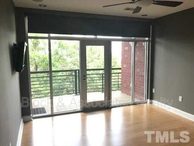 Foto del edificio - 618 N Boylan Ave