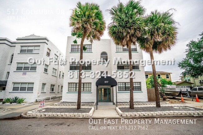 Building Photo - 517 Columbia Dr