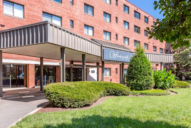 Wentworth Place - 3515 Washington Blvd. #307 - 3515 Washington Blvd