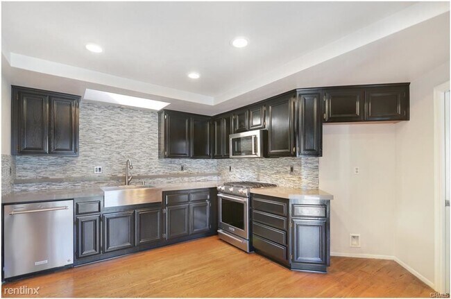 Foto del edificio - 2 br, 2 bath House - 22 Carrack