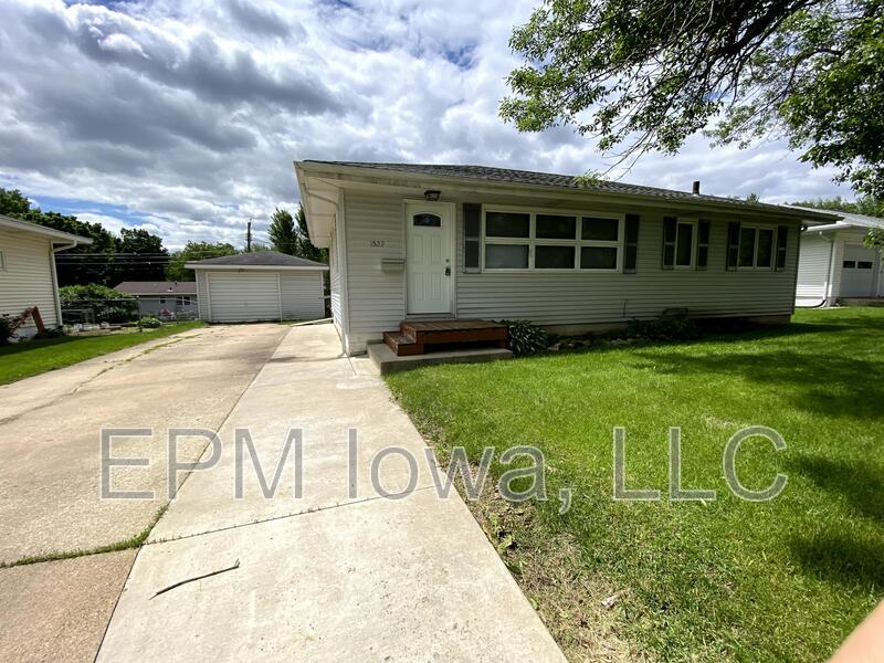 Primary Photo - 1522 W 4th St