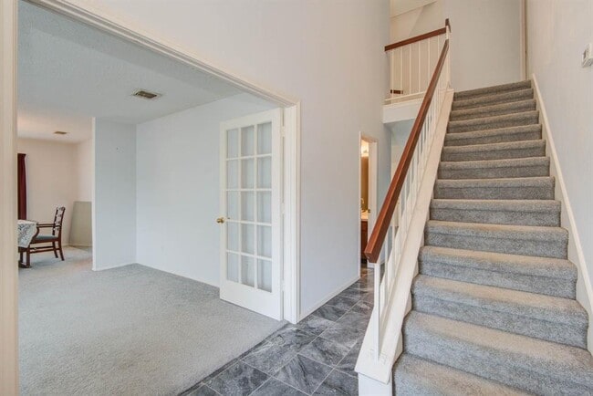 Building Photo - 16603 Burlcreek St