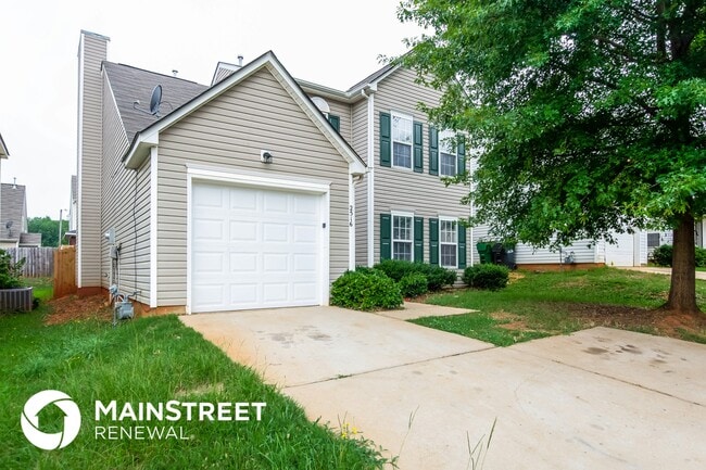 Building Photo - 2516 Reid Oaks Dr