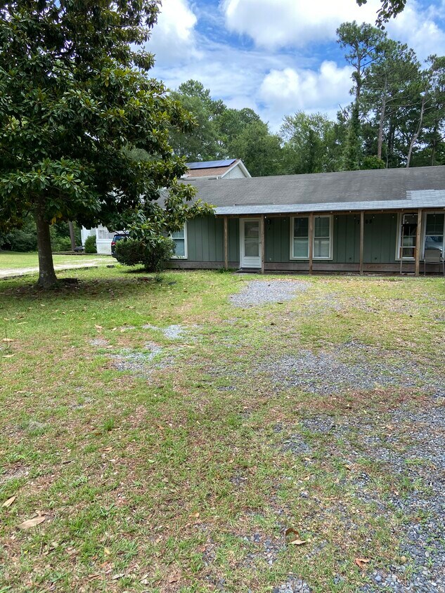 Primary Photo - 7768 Alexander Rd