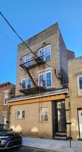 Building Photo - 589 59th St