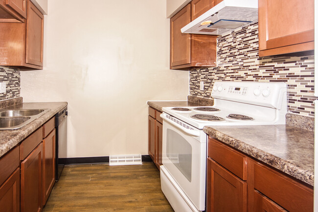 Foto del edificio - 3 Bedroom Duplex in Greenwood