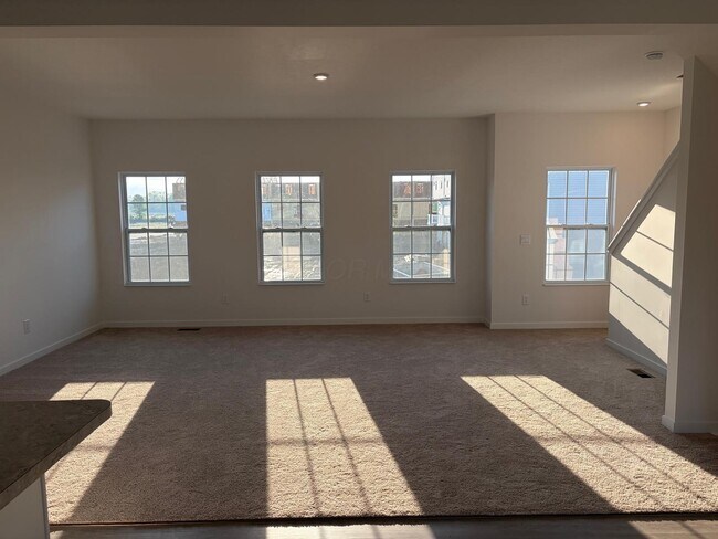 Foto del edificio - 158 Dusky Willow Dr