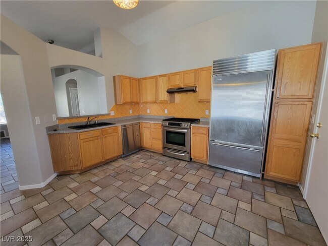 Foto del edificio - 7872 Blue Charm Ave