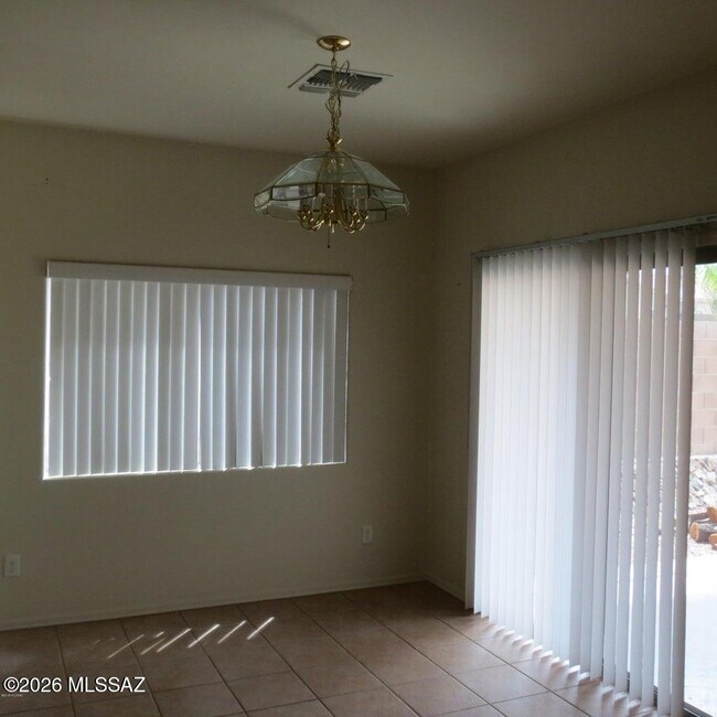 Foto del edificio - 5569 W Crimson Bluff Dr