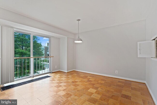 Foto del edificio - 530 N St SW