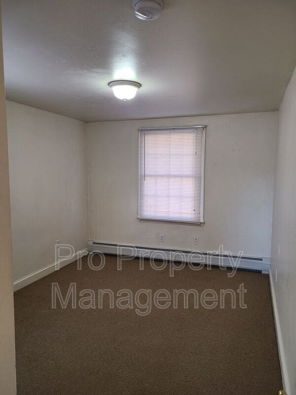 Foto del edificio - 133 Railroad St