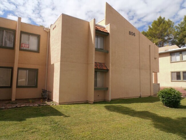 Foto del edificio - 22nd & Kolb Area Condo - Upstairs unit in Langley Gardens