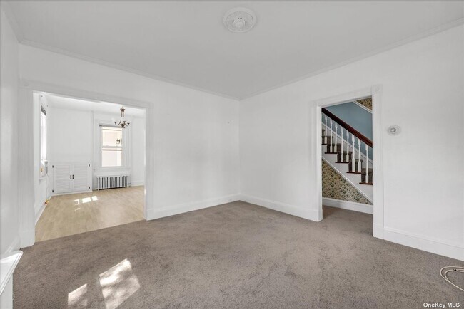 Foto del edificio - 136 Higbie Ln