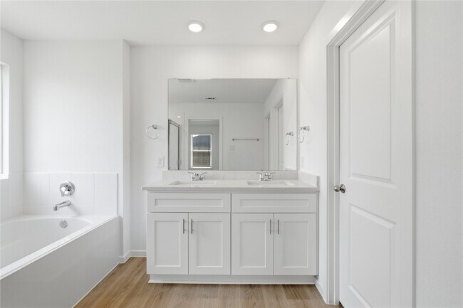Building Photo - 9030 Shady Cabana Wy