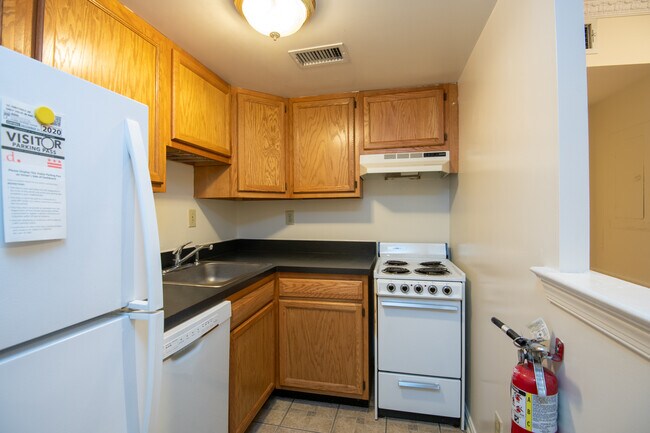 Building Photo - 1778 Lanier Pl NW