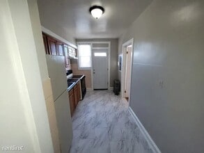Building Photo - 4201 Shamrock Ave