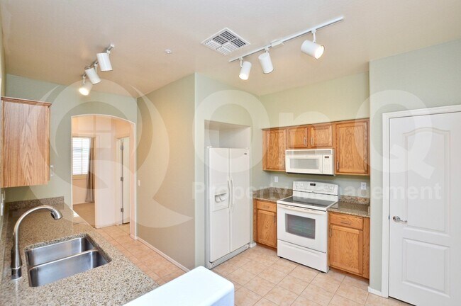 Building Photo - 903 S Porter Ct